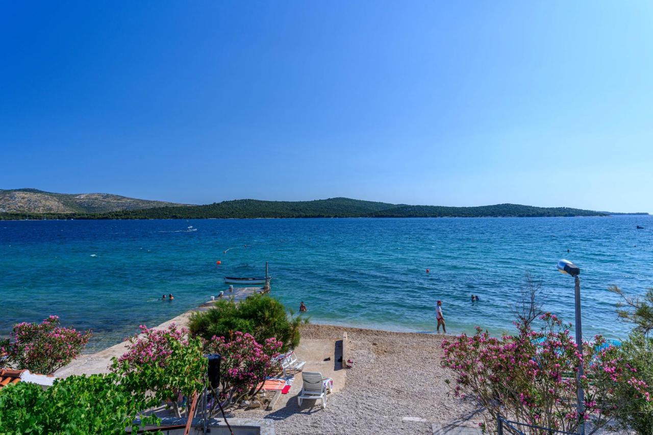 Apartment Seaside Жаборич Екстер'єр фото